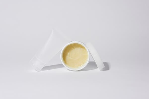 Le baume vulve : votre allié contre la sécheresse vaginale